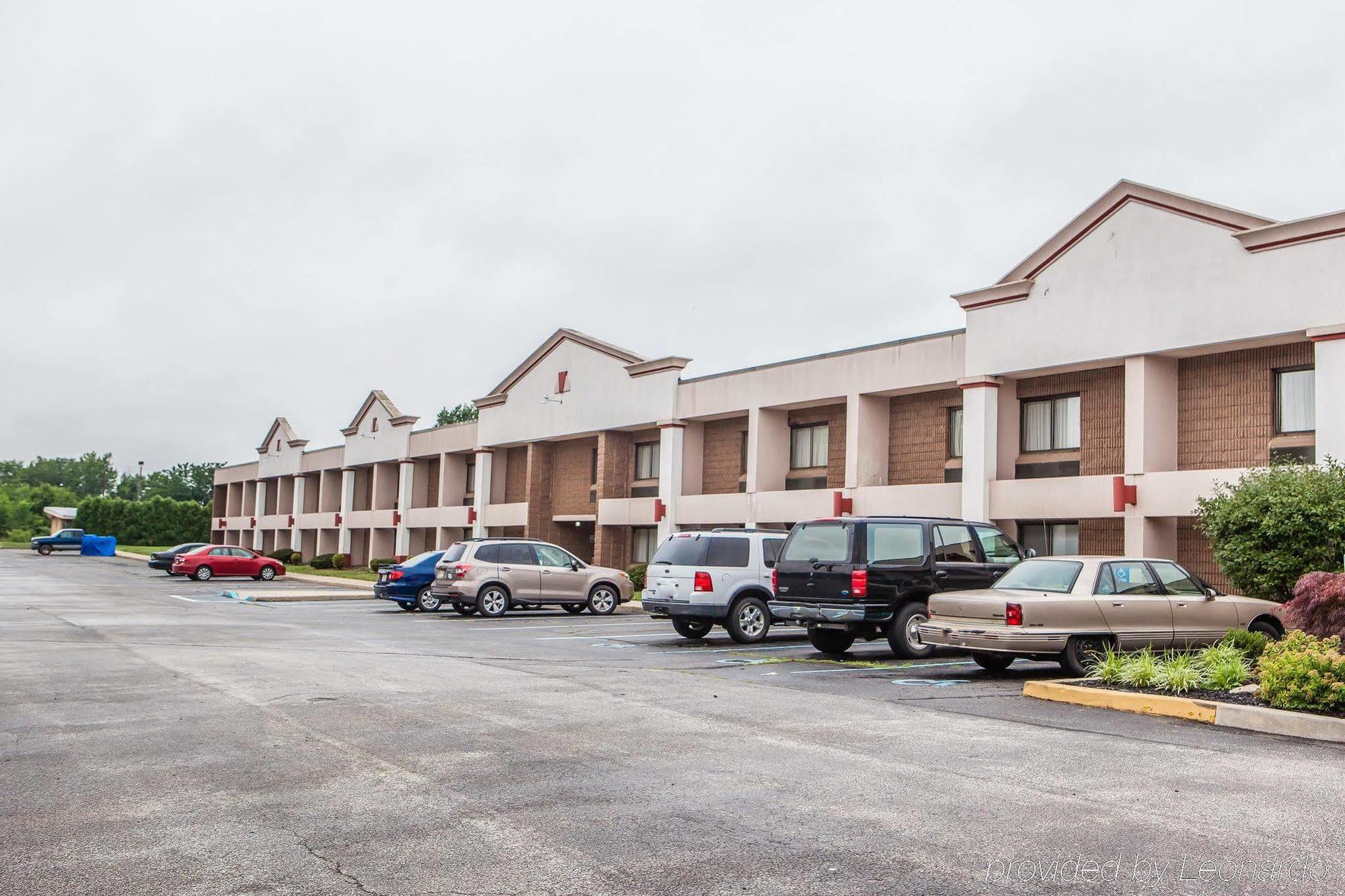 Red Roof Inn & Suites Mt Holly - Mcguire Afb Westampton Екстериор снимка