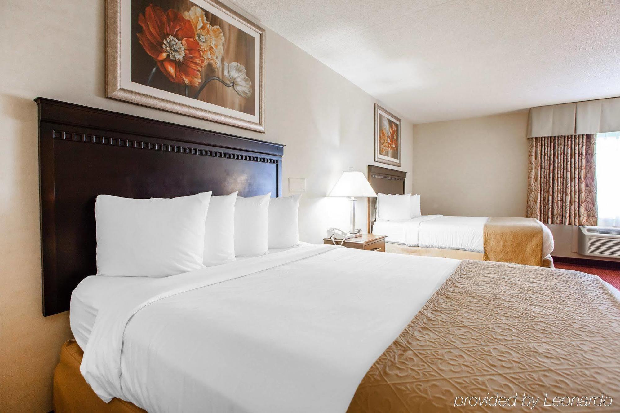 Red Roof Inn & Suites Mt Holly - Mcguire Afb Westampton Екстериор снимка