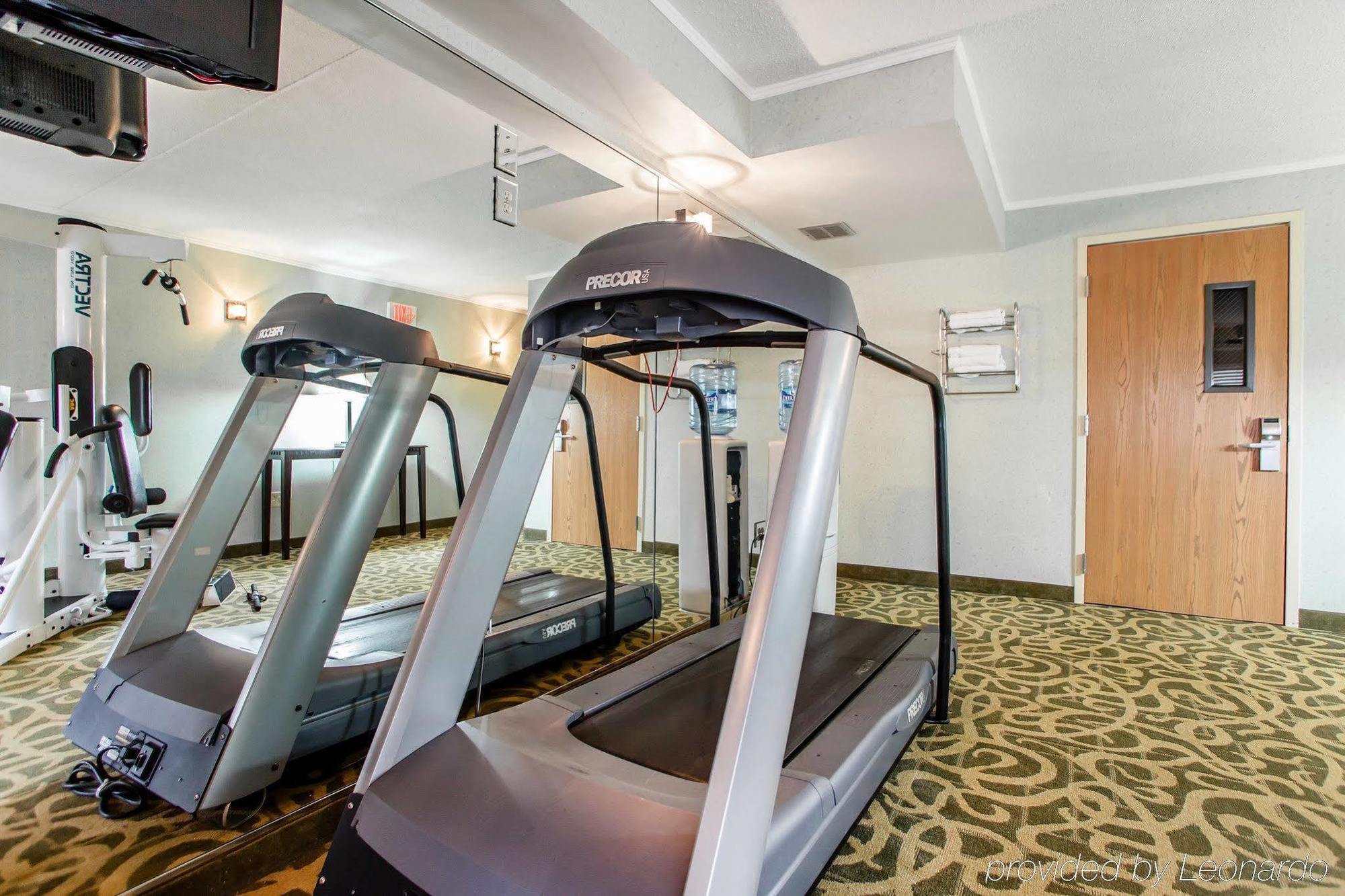 Red Roof Inn & Suites Mt Holly - Mcguire Afb Westampton Екстериор снимка